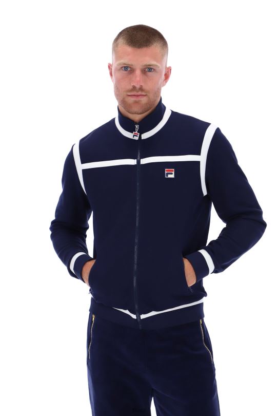 fila nate položená na pruhované bundě 0668L3297FILA